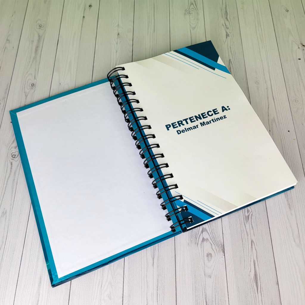 Cuadernos Personalizados Con Espiral Y Laminado Brillante Media Carta